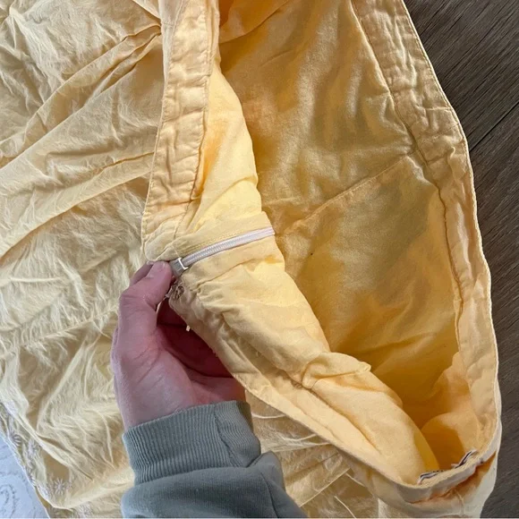 100% Cotton Yellow Floral Pleated Skirt - Picture 2 of 8